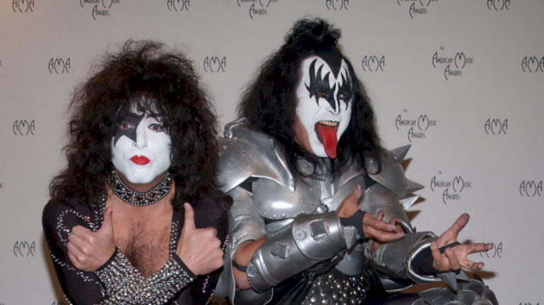 kiss-debuts-new-fan-curated-playlist