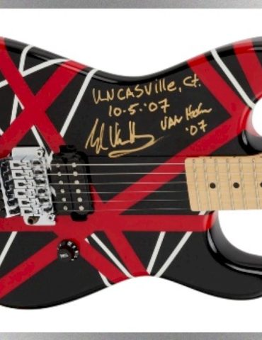 items-from-ronnie-wood,-bob-dylan,-eddie-van-halen-&-more-part-of-upcoming-music-icons-auction