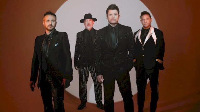 98-degrees-come-‘full-circle’-with-new-songs,-taylor-swift-style-rerecordings-of-biggest-hits