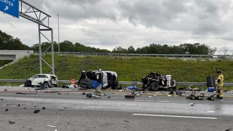 deadly-multi-vehicle-crash-on-i-75-near-tennessee-georgia-border:-officials