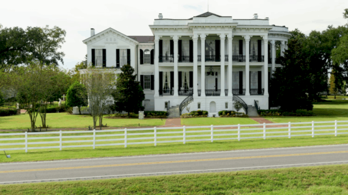 ‘no-more-nottoway’:-historic-louisiana-plantation-house-destroyed-in-massive-fire