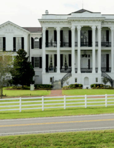 ‘no-more-nottoway’:-historic-louisiana-plantation-house-destroyed-in-massive-fire