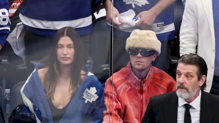 justin-bieber-and-hailey-step-out-for-hockey-game-in-toronto