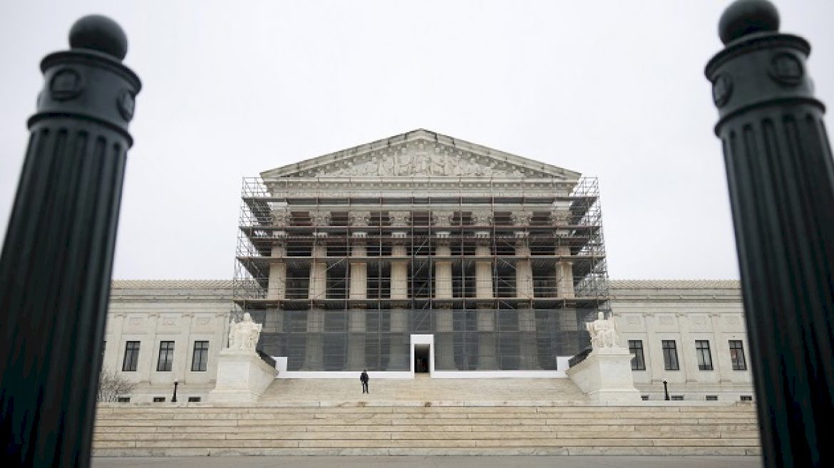trump-administration-asks-supreme-court-to-block-foia-case-against-doge