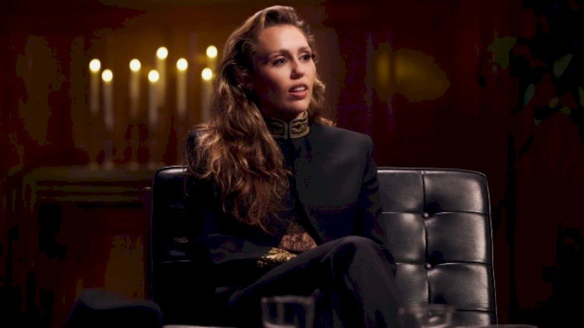 miley-cyrus-reveals-the-physical-and-mental-reasons-why-she-won’t-tour-anymore