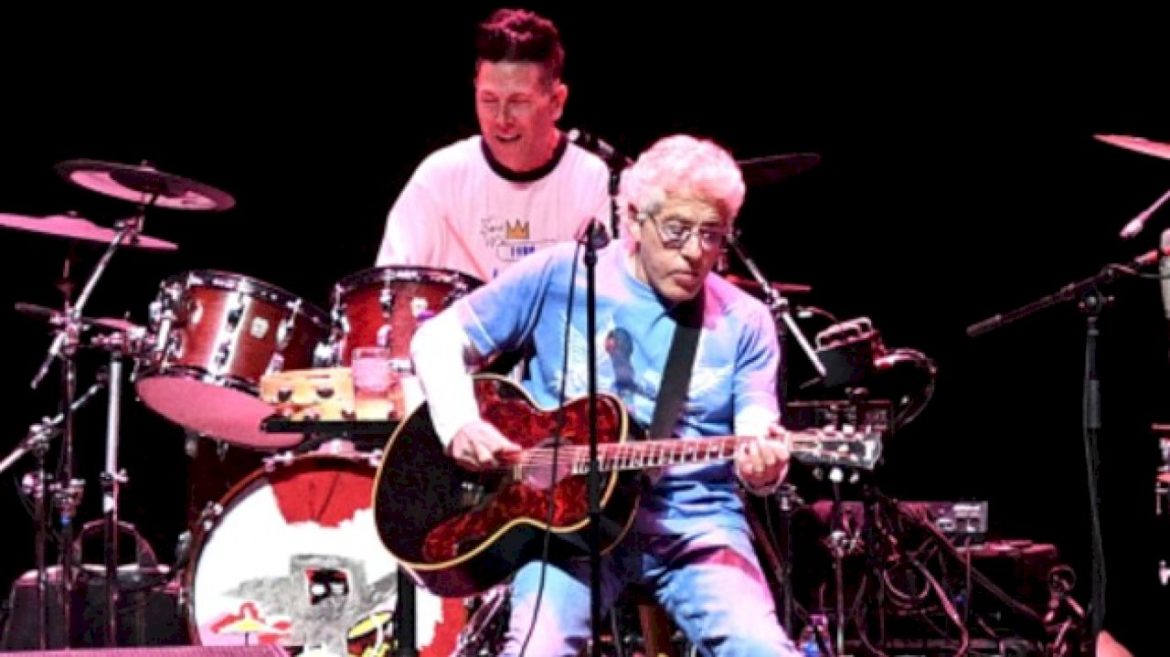 new-who-drummer-scott-devours:-‘i-know-i-need-to-earn-this-honor’