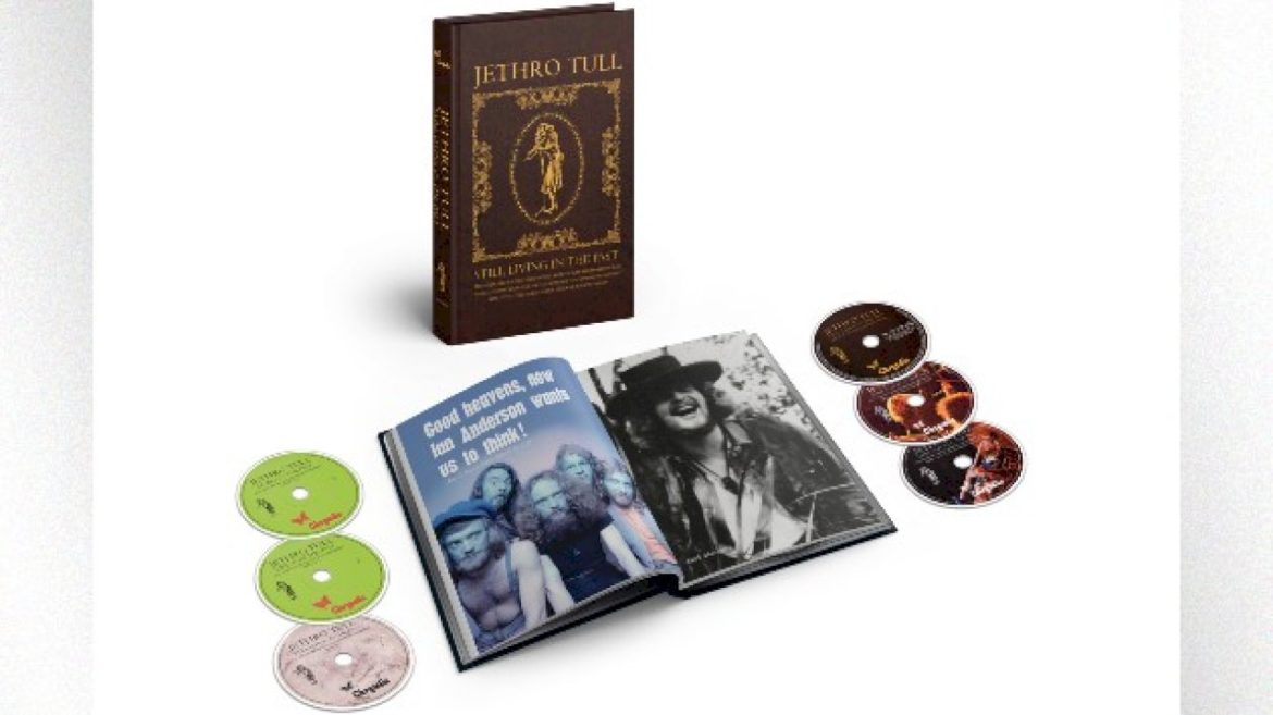 jethro-tull-to-release-expanded-five-cd-edition-of-‘living-in-the-past’