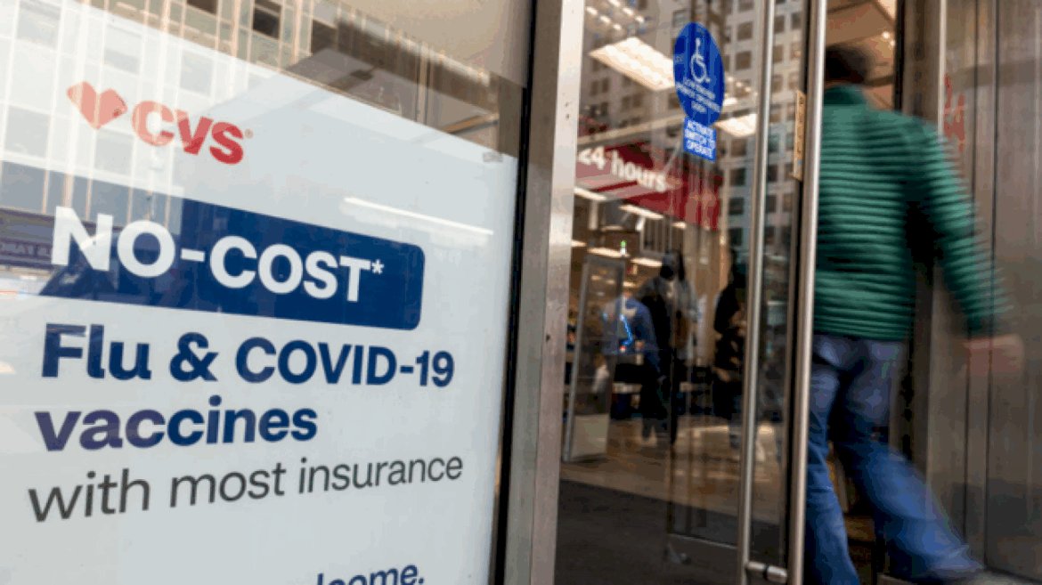 why-are-more-than-300-people-in-the-us-still-dying-from-covid-every-week?