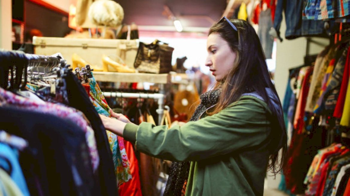 consumer-confidence-brightens-as-trump-rolls-back-tariffs