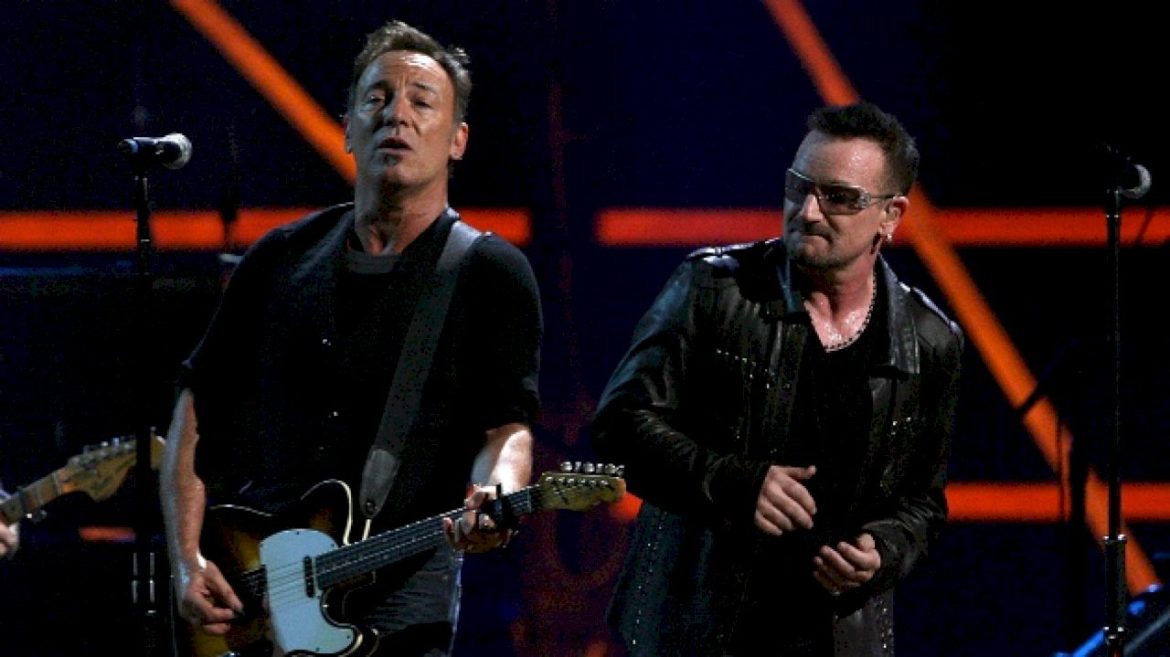 bono-throws-his-support-behind-bruce-springsteen:-‘there’s-only-one-boss-in-america’