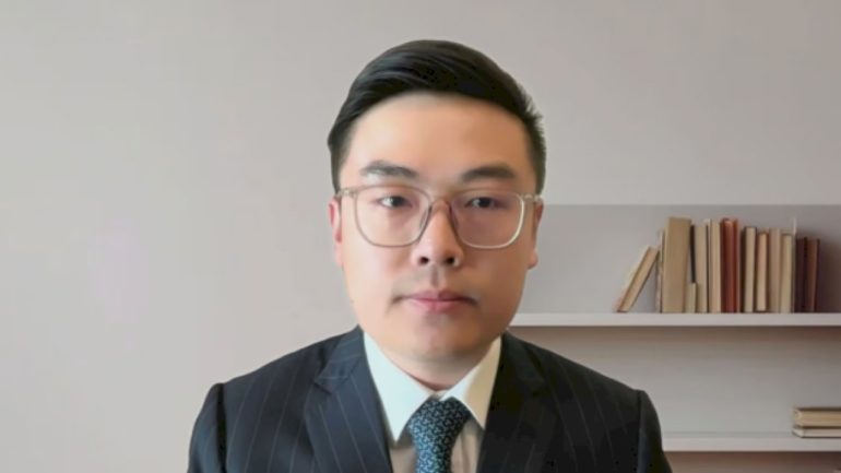 harvard-student-fears-visa-loss-as-trump-administration-targets-international-enrollment