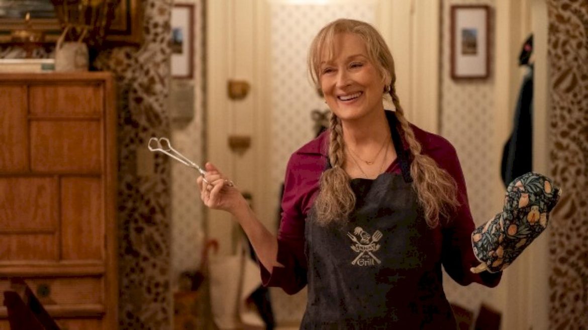 selena-gomez,-meryl-streep-recreate-‘the-devil-wears-prada’-scene-in-fun-video