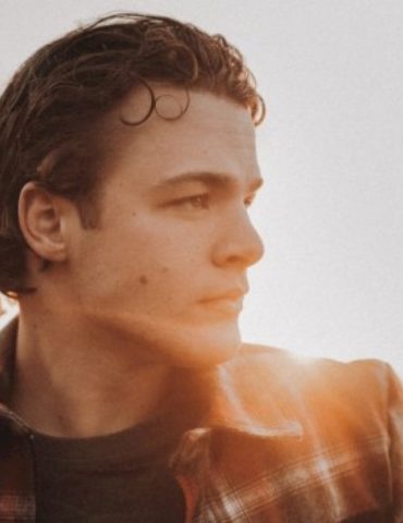 forever-ain’t-long-enough-for-newcomer-max-mcnown
