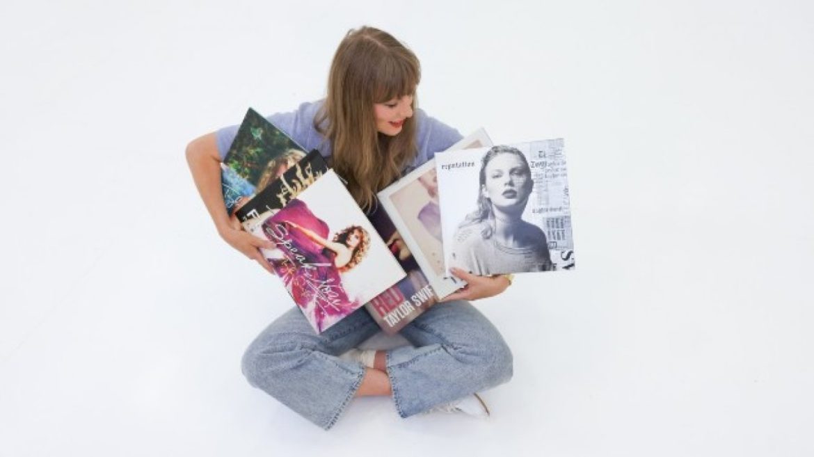 taylor-swift-fans-celebrate-catalog-deal-with-a-buying/streaming/downloading-spree
