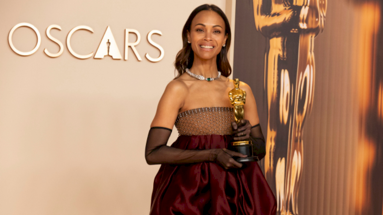 zoe-saldana-fell-sick-immediately-after-she-won-her-oscar:-‘i-collapsed-right-after’