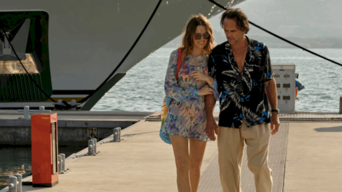 walton-goggins-says-he-and-aimee-lou-wood-have-no-feud:-‘i-love-this-woman-madly’
