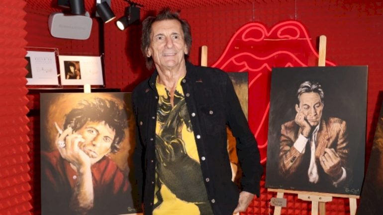 ronnie-wood-celebrates-his-50-years-in-the-rolling-stones-with-new-portraits