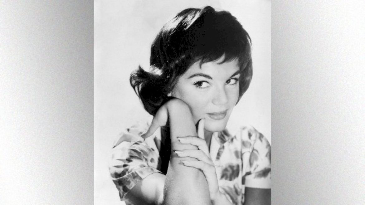 connie-francis-joins-tiktok,-talks-viral-success-of-‘pretty-little-baby’