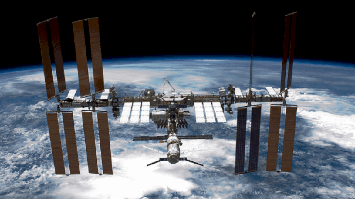 private-astronaut-mission-marks-next-step-toward-a-new-space-station