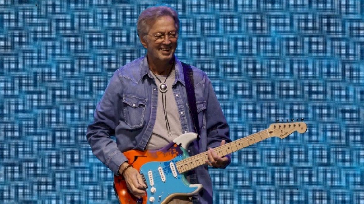 eric-clapton-denies-claims-he’s-reliant-on-a-wheelchair