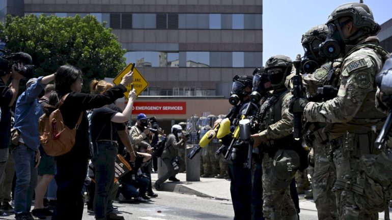us-military-can-temporarily-detain-protesters-in-los-angeles,-commander-says