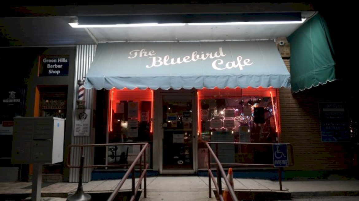 no-‘bad-blood’:-don’t-believe-that-taylor-swift/olivia-rodrigo-bluebird-cafe-video