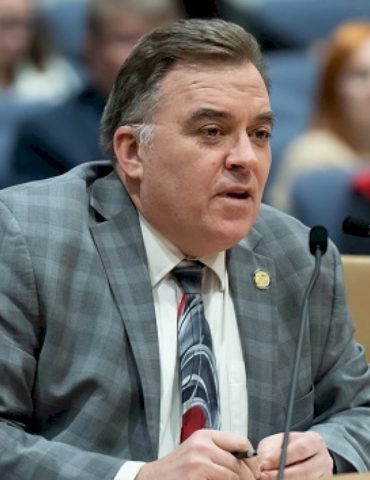 minnesota-state-sen.-hoffman-credits-daughter-for-‘saving-countless-other-lives’