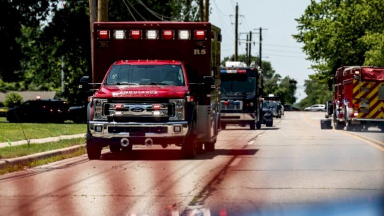 security-guard-kills-michigan-church-gunman,-preventing-‘large-scale-mass-shooting’:-police