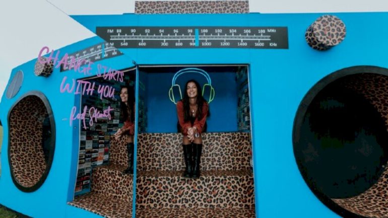 rod-stewart-helps-design-leopard-print-boombox-shaped-public-toilet-for-glastonbury