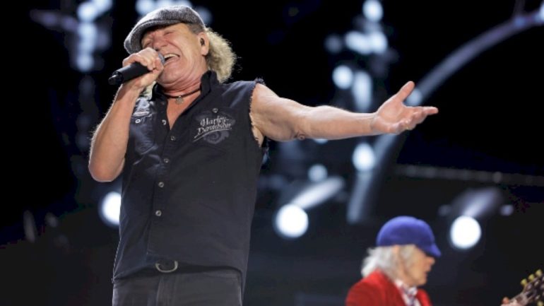 ac/dc-sets-one-day-ticket-sales-record-in-australia