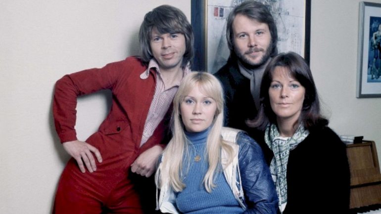 abba’s-‘dancing-queen’-hits-1-billion-views-on-youtube