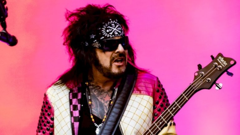 motley-crue’s-nikki-sixx-marks-24-years-of-sobriety