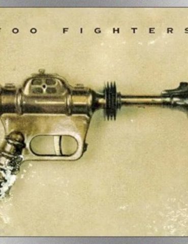 happy-foo-th-of-july!-foo-fighters’-debut-album-turns-30