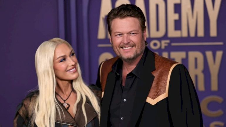 blake-shelton-and-gwen-stefani-celebrate-fourth-wedding-anniversary