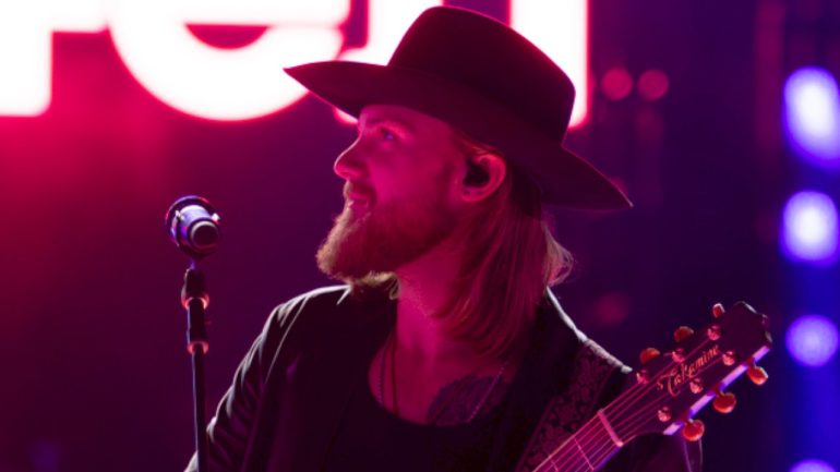 jackson-dean’s-near-miss-with-hank-williams-jr.-left-him-longing-for-more