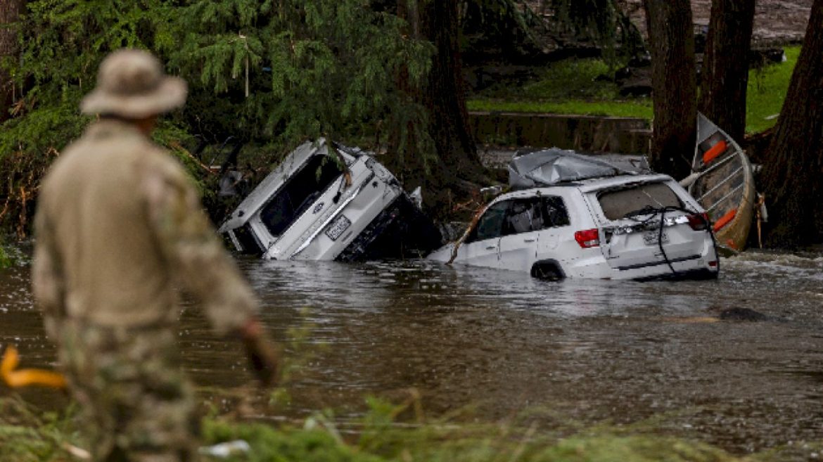 texas-flash-flooding-disaster-raises-questions-about-rescue-and-recovery-efforts