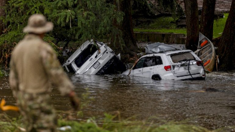 texas-flash-flooding-disaster-raises-questions-about-rescue-and-recovery-efforts