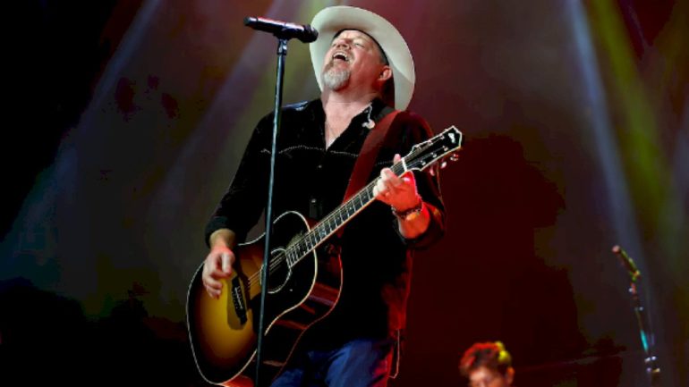 pat-green-says-family-experienced-‘heartbreaking’-loss-in-texas-flood