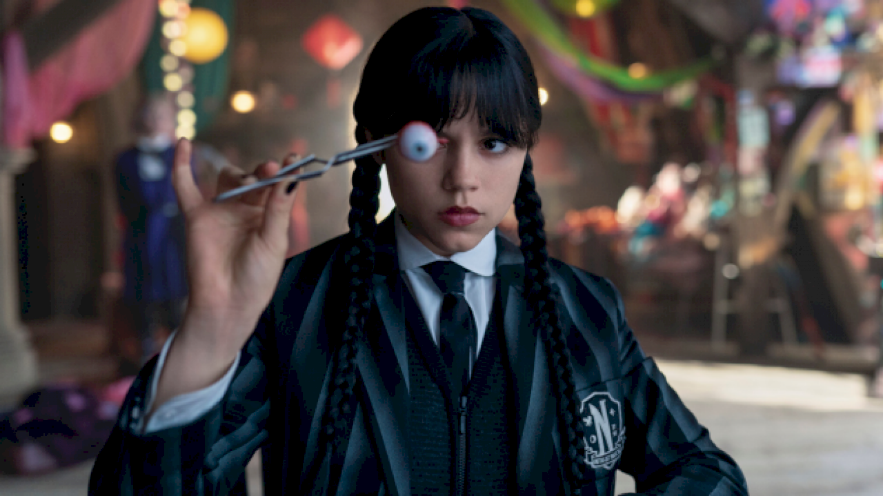 jenna-ortega-gets-a-fatal-vision-in-‘wednesday’-season-2-official-trailer