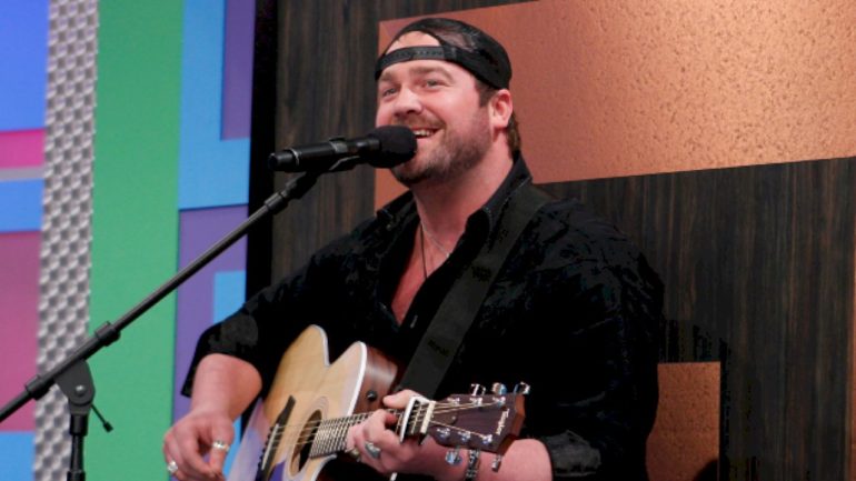 lee-brice-to-set-las-vegas-songwriters-festival-in-motion-with-stories-and-songs
