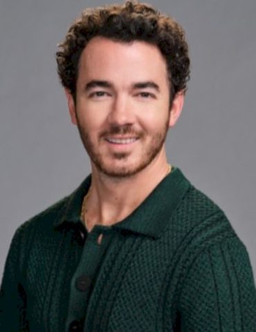 kevin-jonas-says-he-almost-lost-all-his-money-while-jonas-brothers-were-on-hiatus