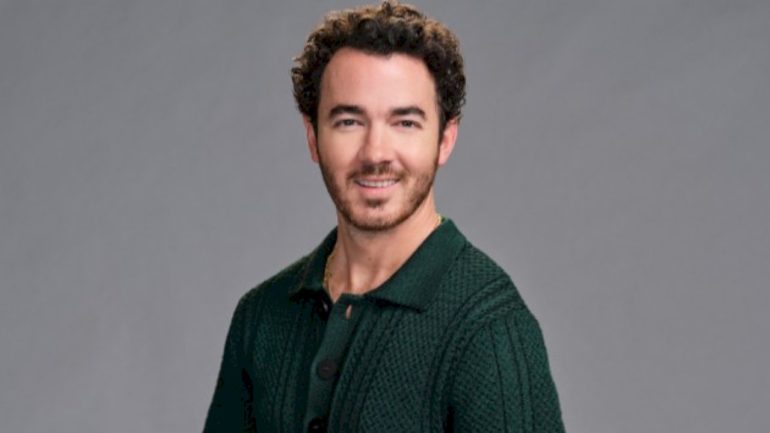 kevin-jonas-says-he-almost-lost-all-his-money-while-jonas-brothers-were-on-hiatus