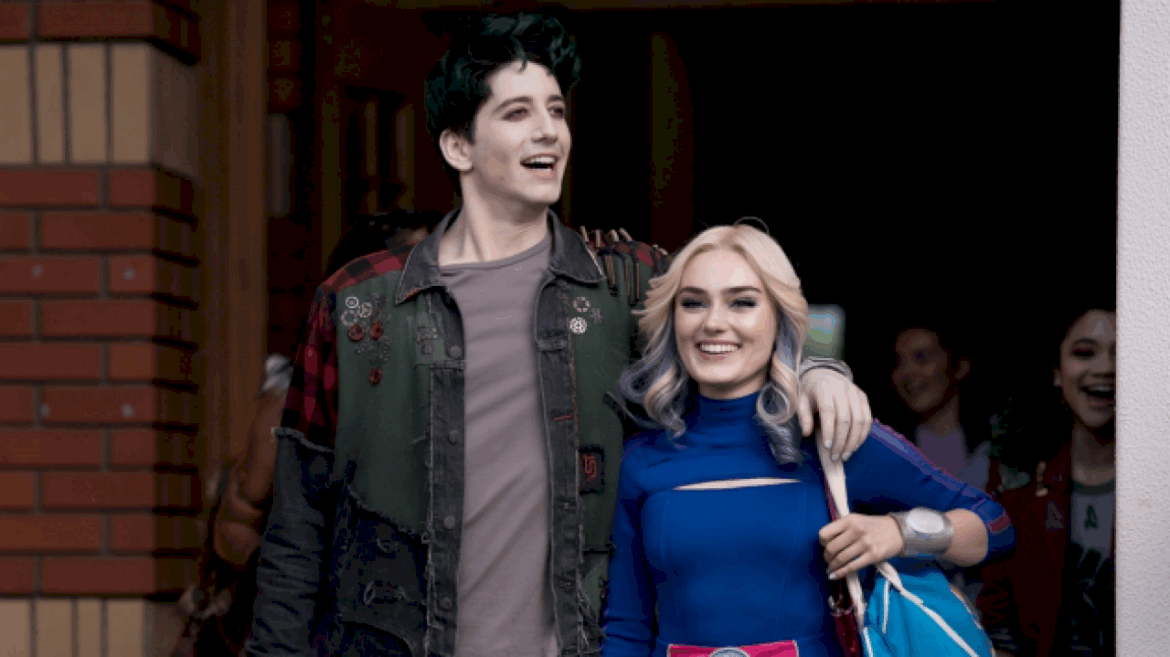 milo-manheim,-meg-donnelly-say-‘zombies-4:-dawn-of-the-vampires’-is-‘bigger-and-better’