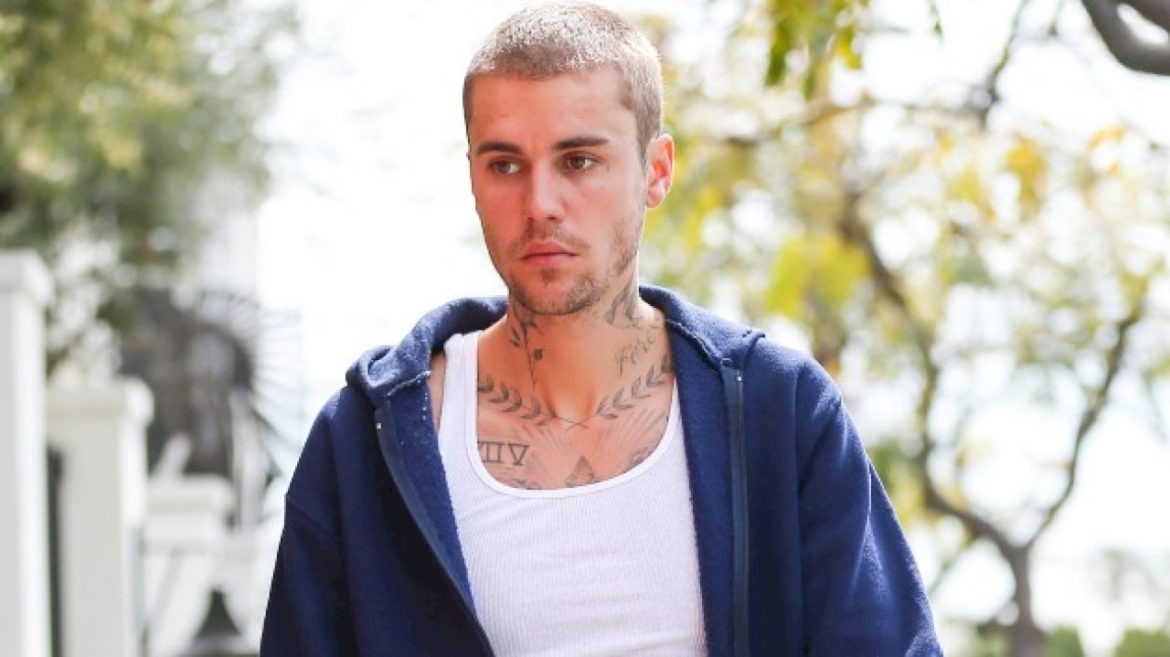 justin-bieber-teasing-new-album