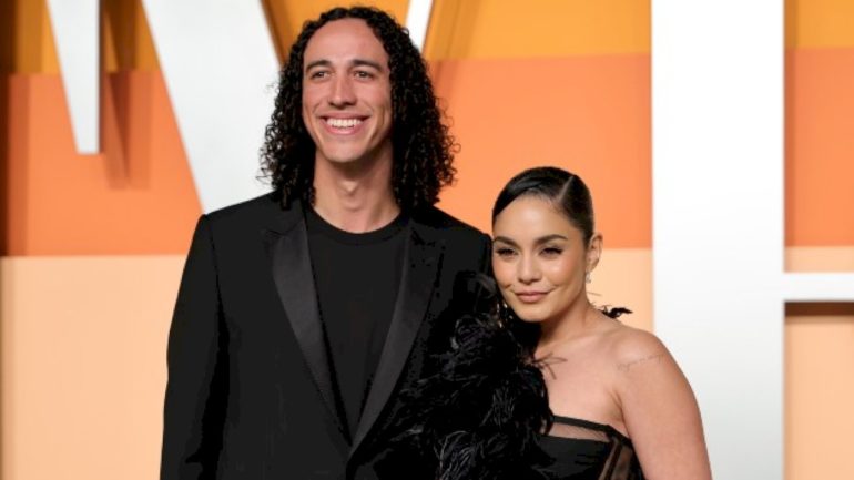vanessa-hudgens-expecting-2nd-child-with-husband-cole-tucker