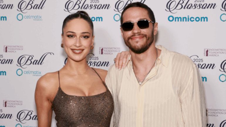 pete-davidson-expecting-first-child-with-girlfriend-elsie-hewitt