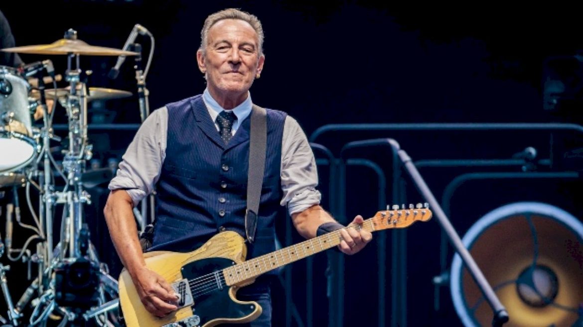 bruce-springsteen-lands-his-highest-grossing-tour-of-his-career