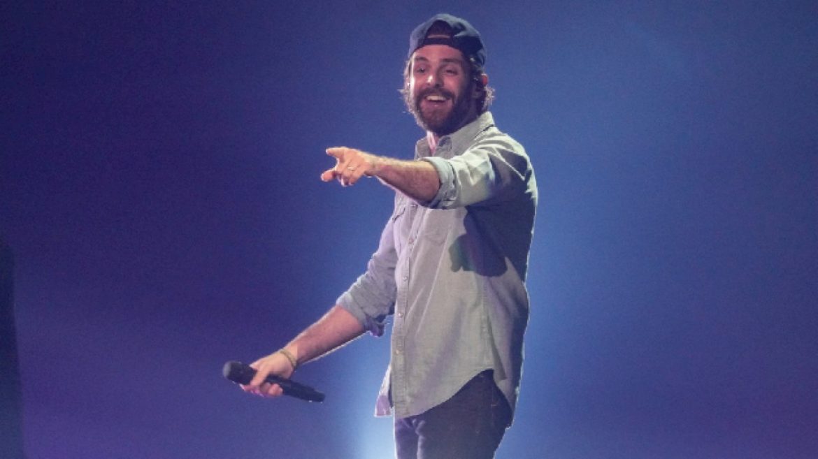 thomas-rhett-can-‘die-a-happy-man’-after-his-fenway-milestones
