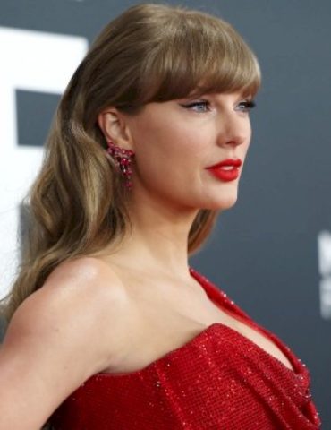 taylor-swift-documentary-coming-…-to-british-tv