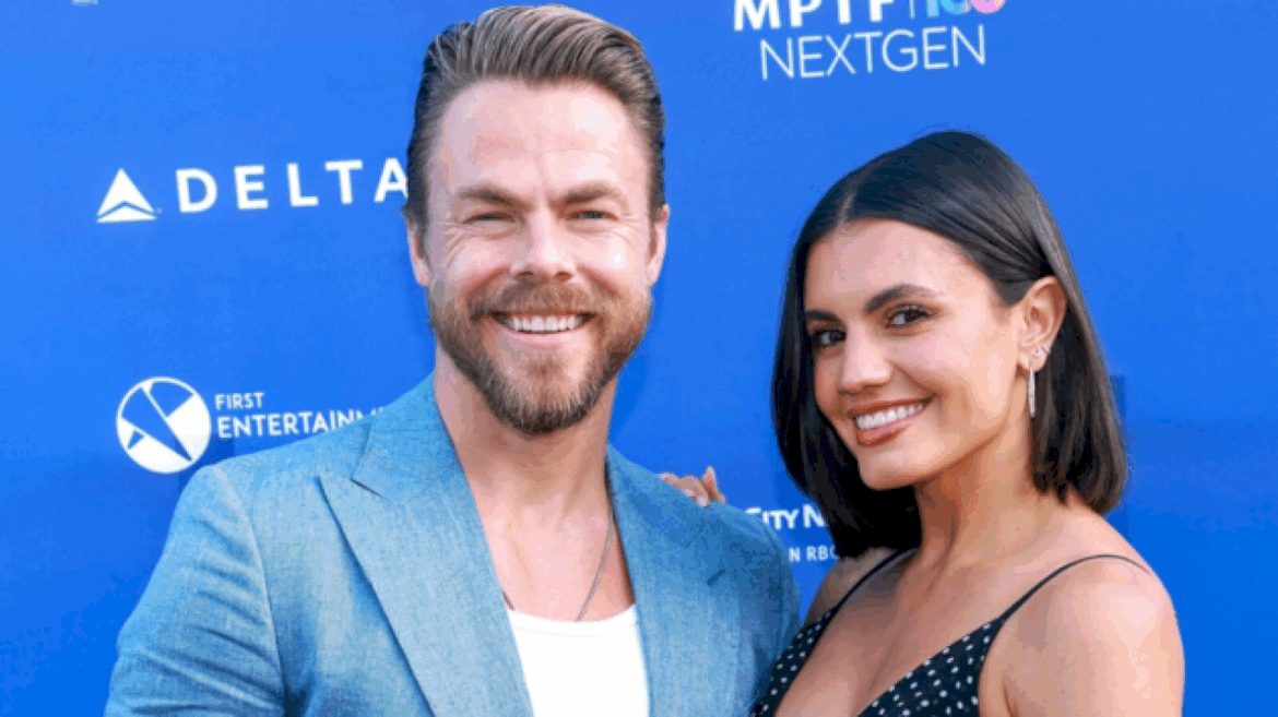 derek-hough,-wife-hayley-erbert-hough-announce-they-are-expecting